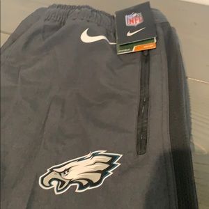 NFL Eagles stay dry pants